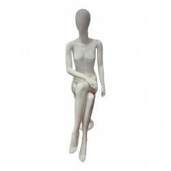 040694-maniqui-de-mujer-sentada-sin-facciones-blanco-brillo-decoratedi
